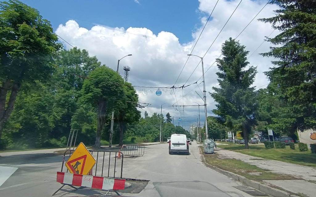 Продължават текущите ремонти в различни части на Плевен