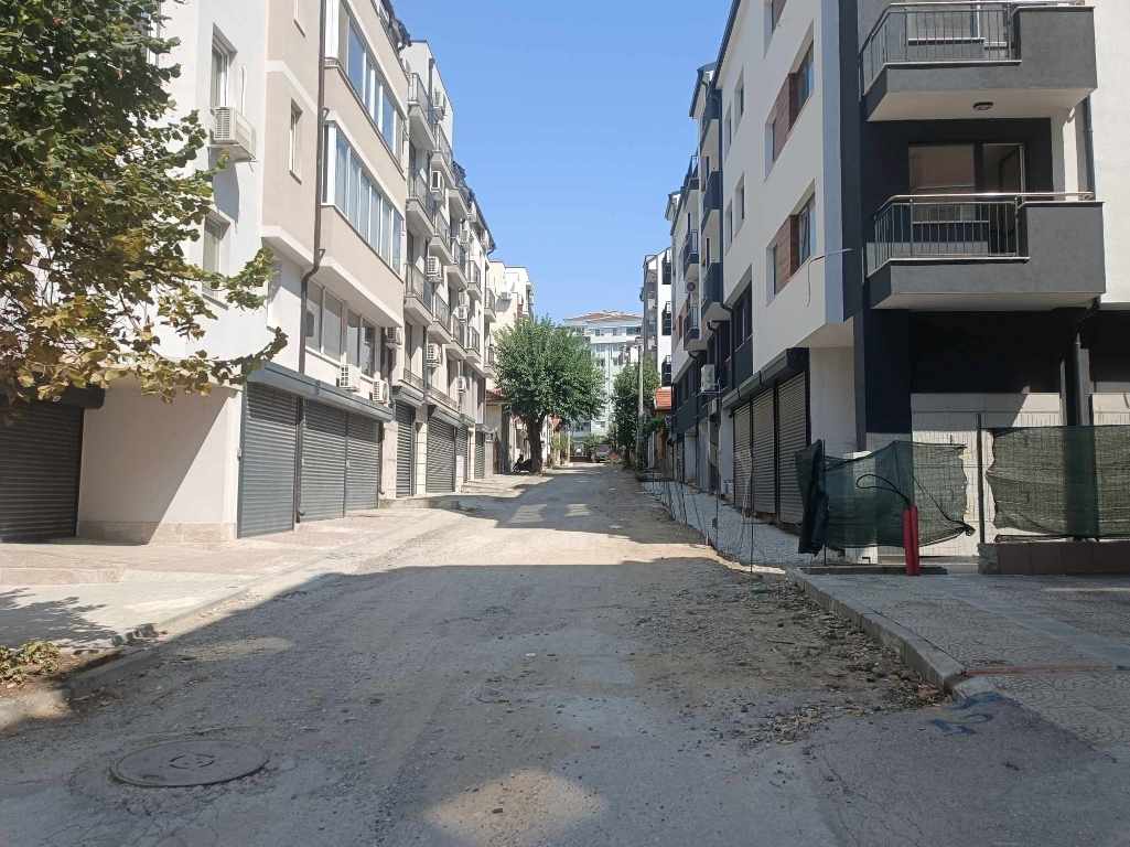 Започна основен ремонт и на улица  „Брацигово” в Плевен