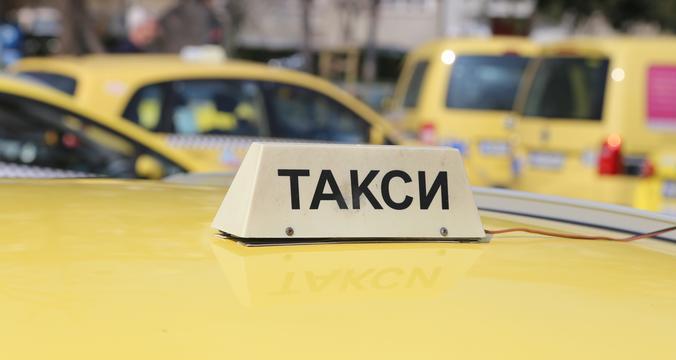 Таксиметровите превозвачи в община Плевен ще заплащат  300 вместо досегашните…