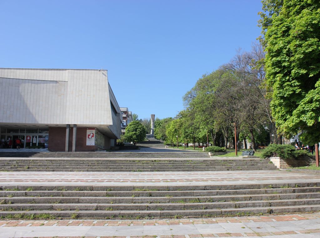 Предстои пълно обновяване на бул. „Скобелев”, ще бъде укрепена и…