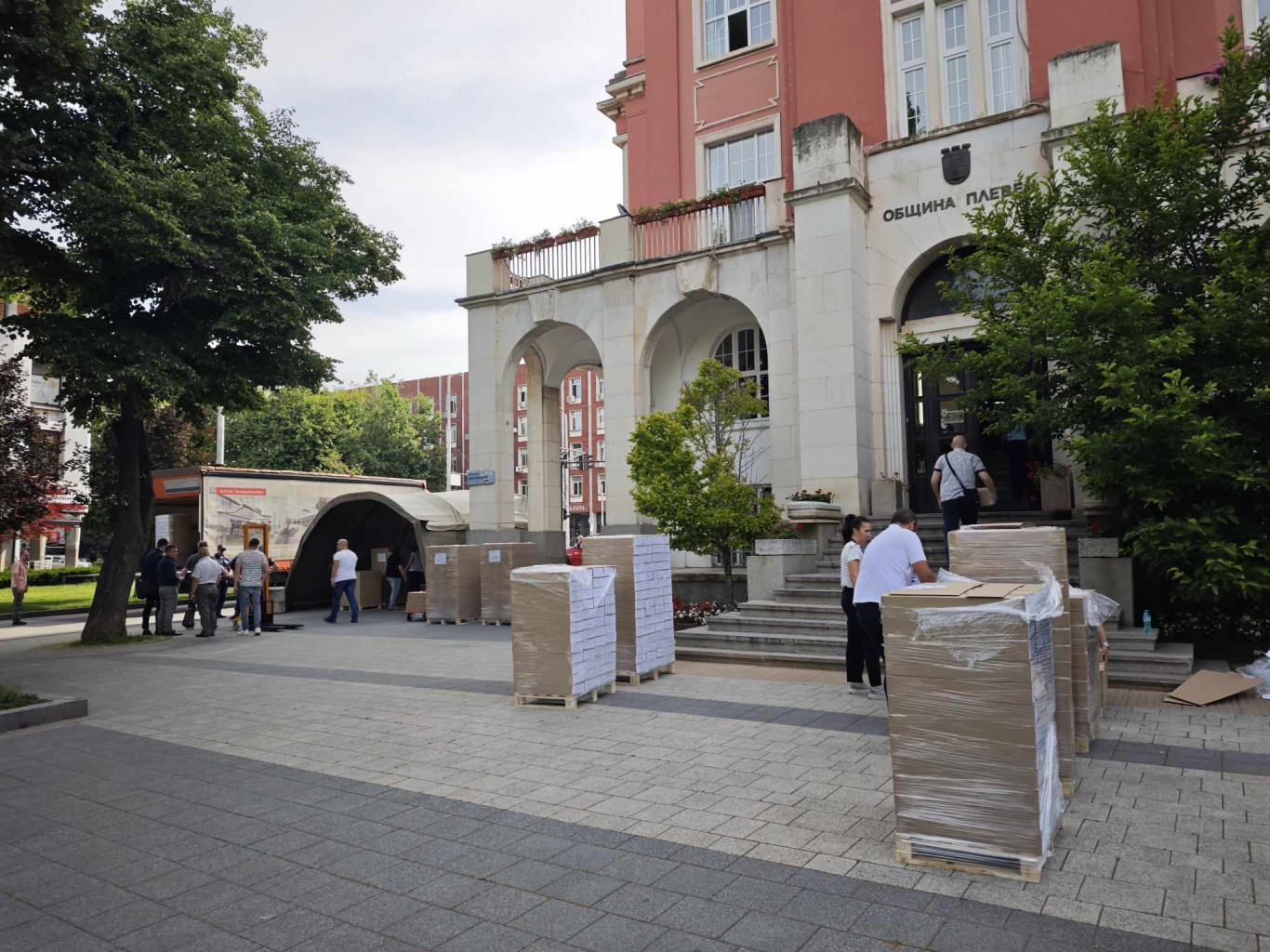 Община Плевен получи 228 000 бюлетини за предстоящите избори на…
