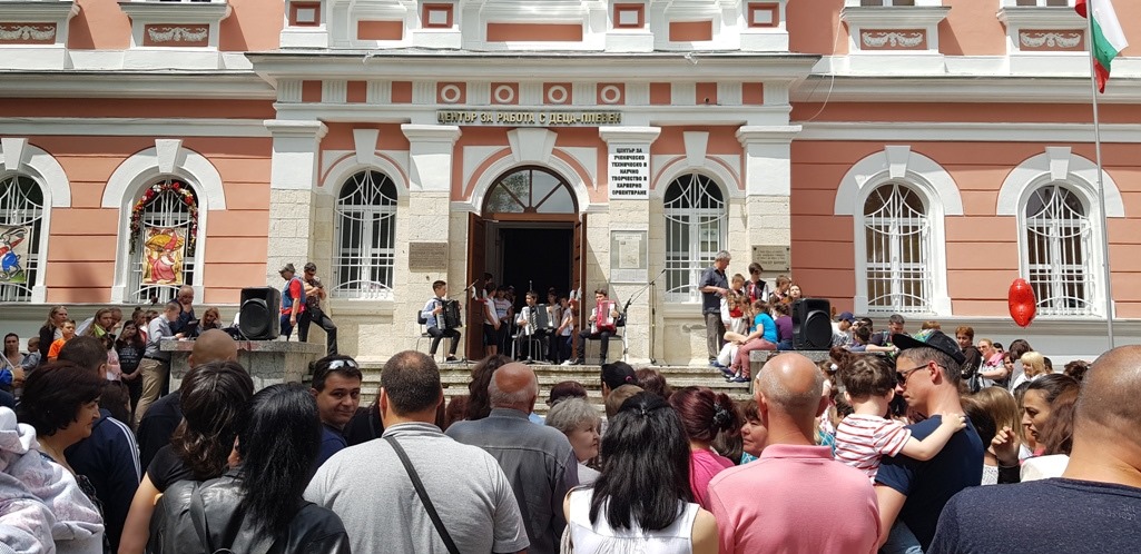Започват безплатните занимания за деца в Плевен