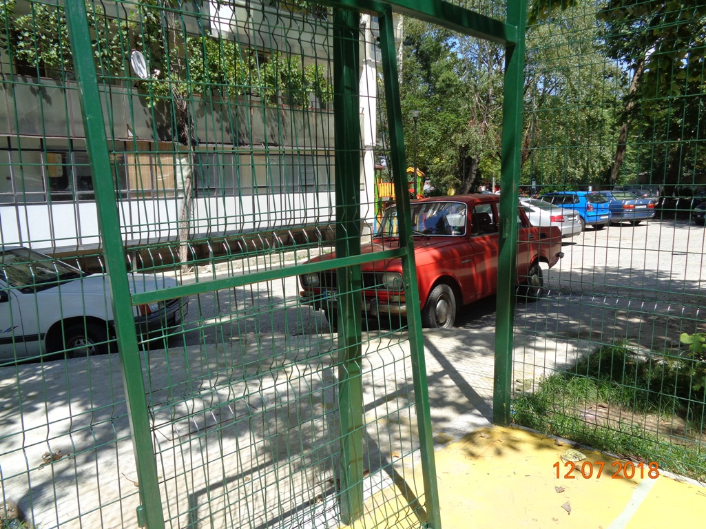 Набезите на вандали оскъпяват двойно детските и спортни площадки