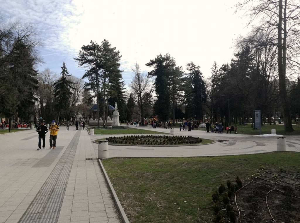 Обработка срещу кърлежи започва идната седмица
