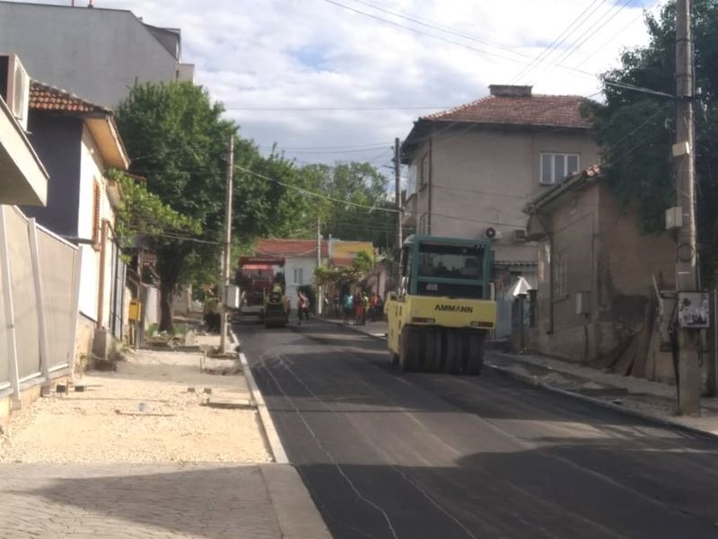 Завърши основният ремонт на ул. „Гюмюрджина”