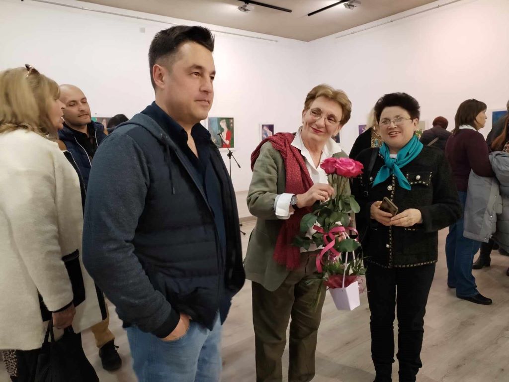 Арт Център Плевен представя новата изложба на творческия тандем Убавка…