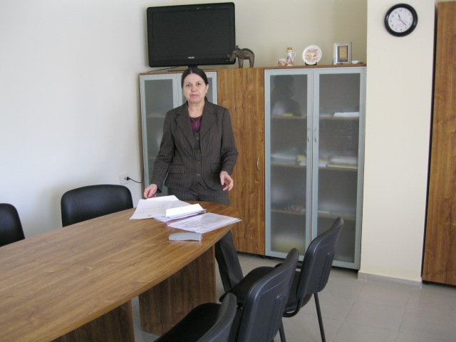Аня Михова е победител в конкурса за директор на РБ…