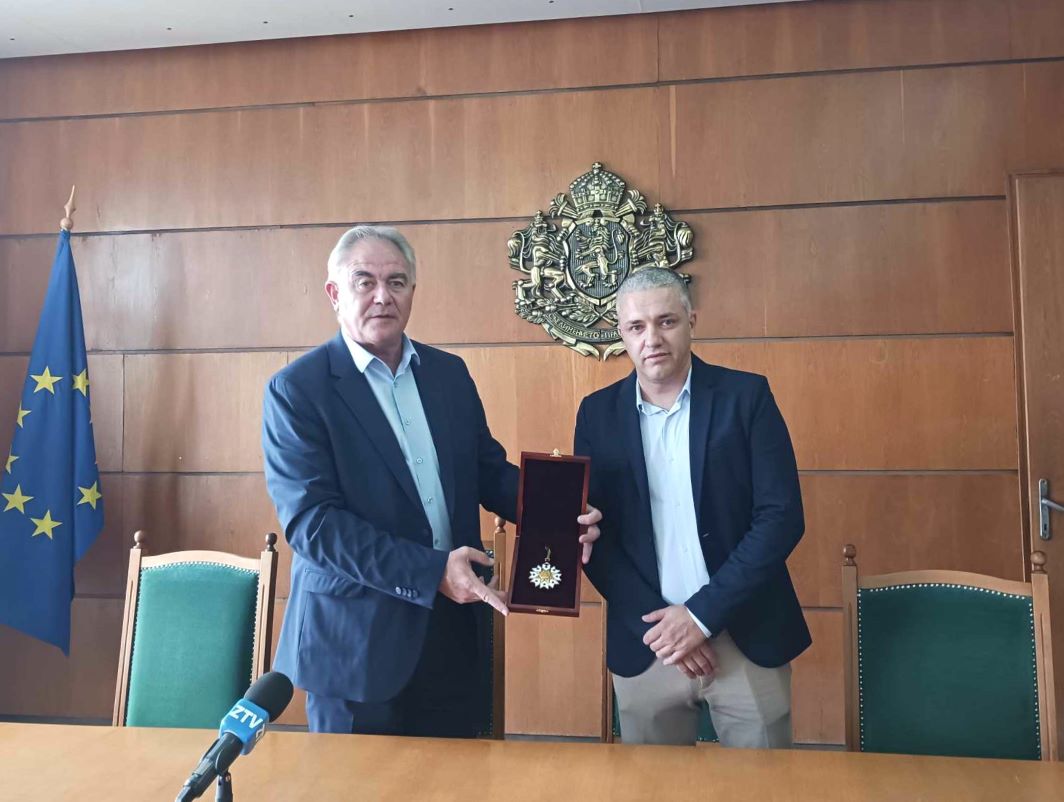 Старо плевенско почетно отличие откри местен депутат