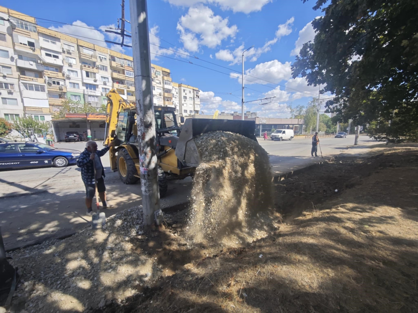 Тази седмица: Ремонтират тротоари в жк „Сторгозия“