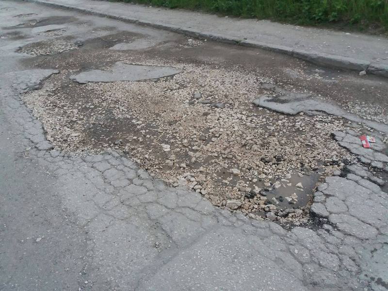 Стартираха текущите ремонти на уличната мрежа