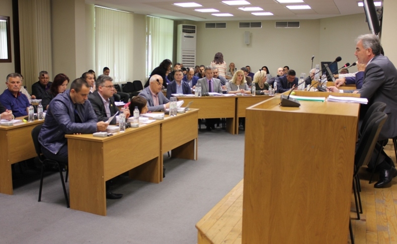 Община Плевен иска от държавата терена на изоставен строеж за…