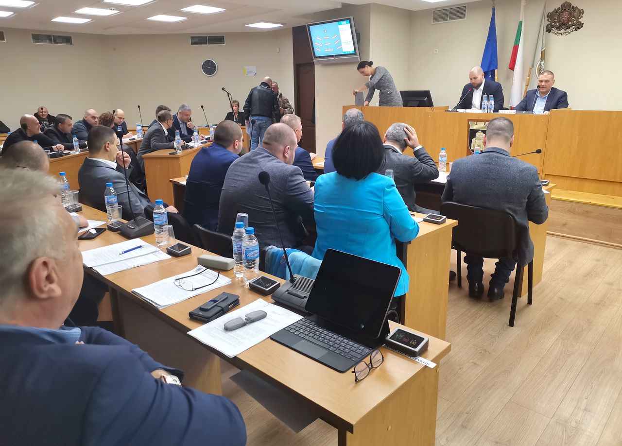 Общински съвет - Плевен с финално за годината заседание на…