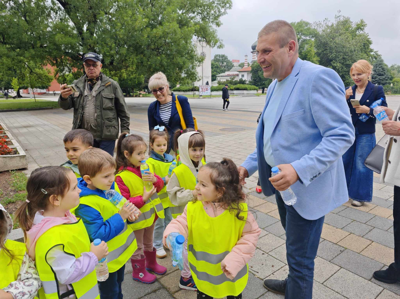 Първи „Шишеяд“ постави началото на нова еко инициатива в Плевен