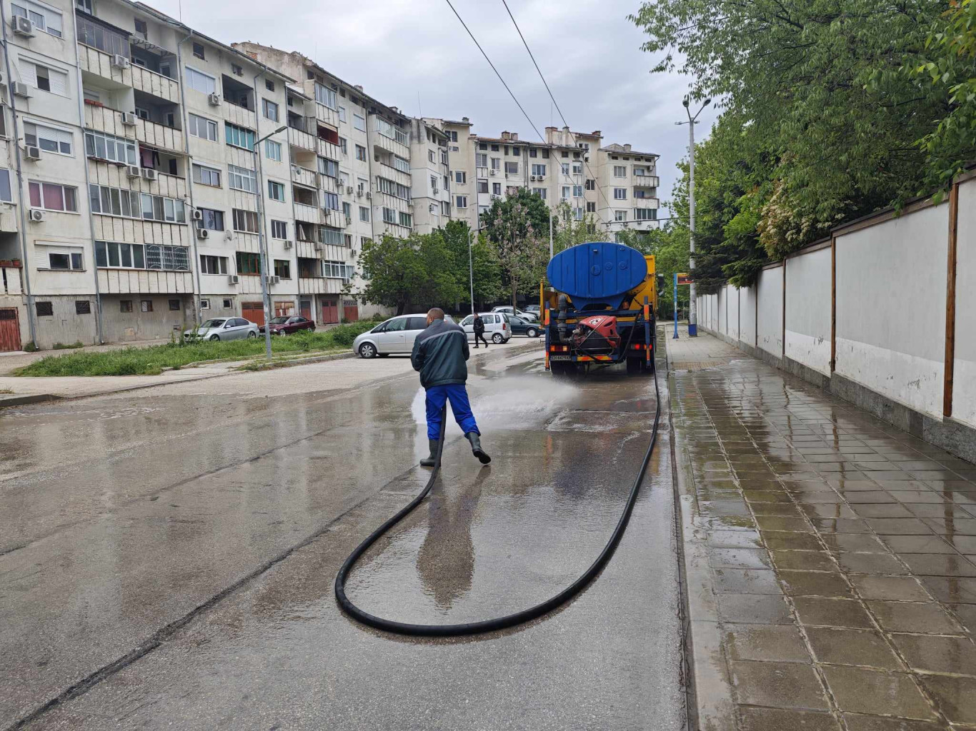 Започна второто за тази година измиване на уличната мрежа в…