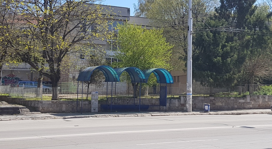 Ежедневно се дезинфекцират 94 спирки на градския транспорт