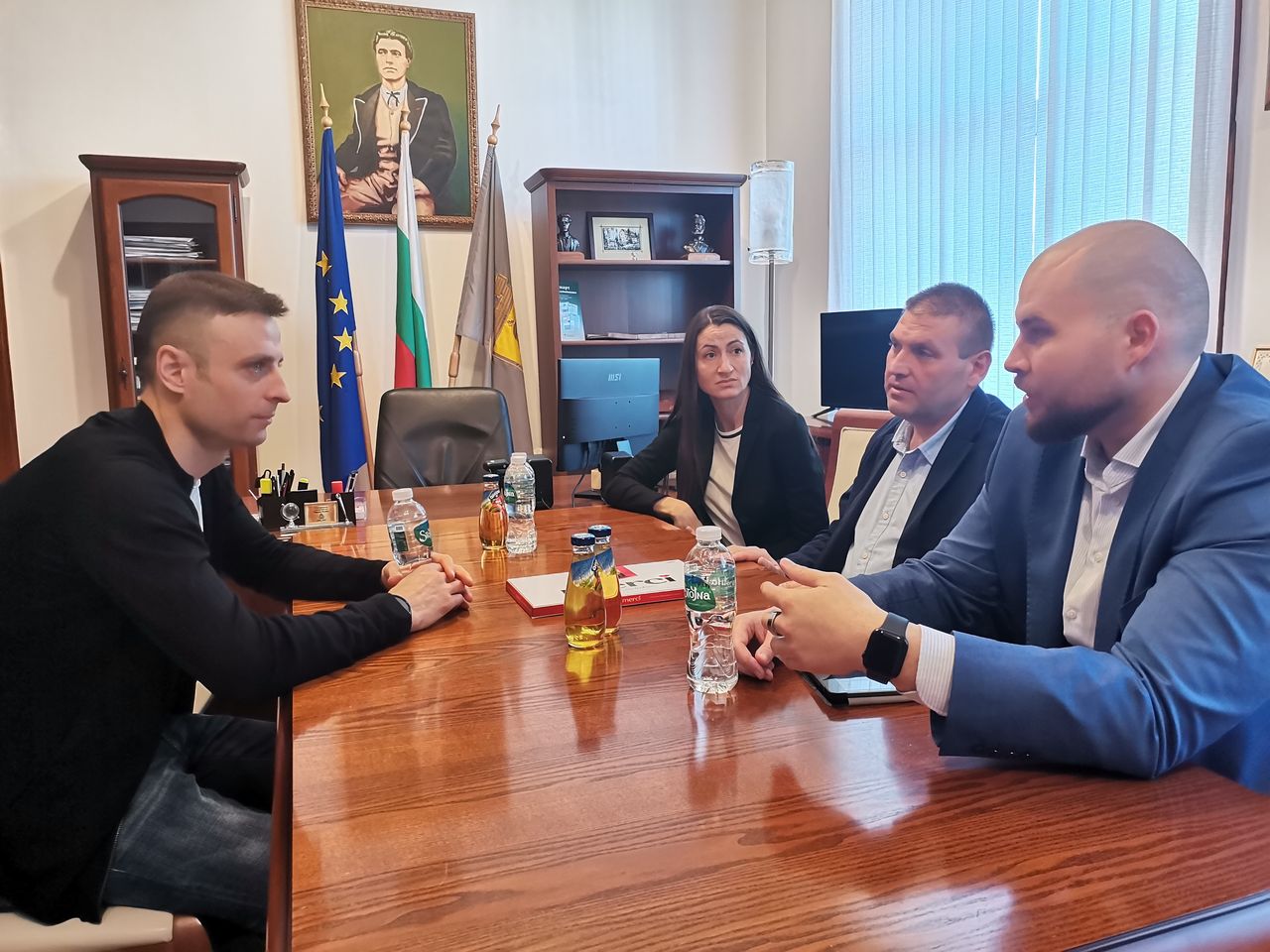 Кметът на Плевен и председателят на Общинския съвет се срещнаха…