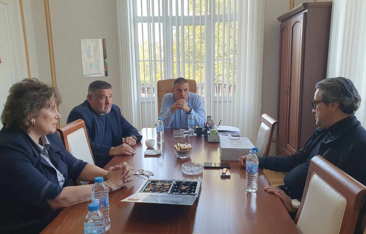 Д-р Валентин Христов проведе работна среща със заместник-председателя на парламентарната…