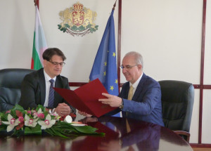 Националното училище по изкуствата „Панайот Пипков” с отличие от Министерството на културата