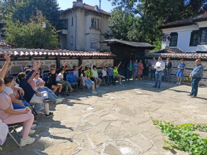 В открит урок по родолюбие се включиха плевенски ученици