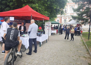 Професионални гимназии в Плевен представят специалностите си в Панаир на уменията