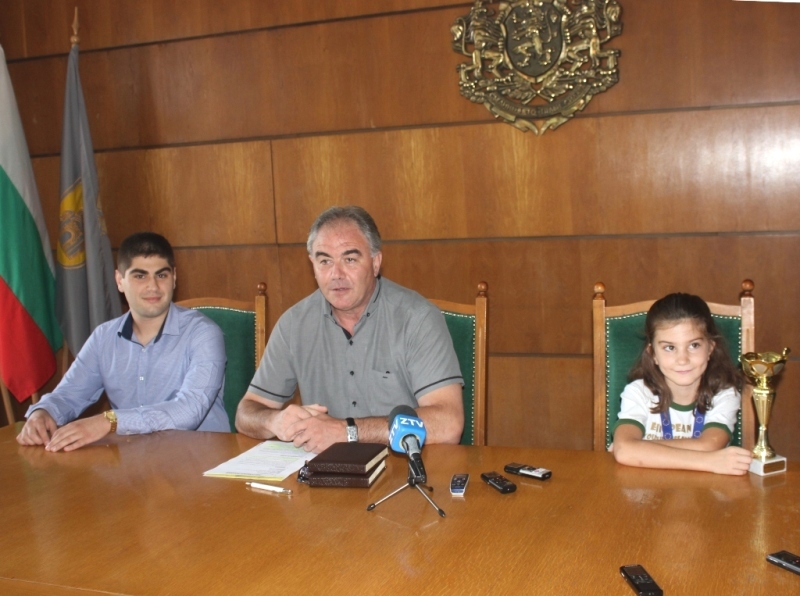 Плевенски надежди получиха Плакета на кмета за постиженията си